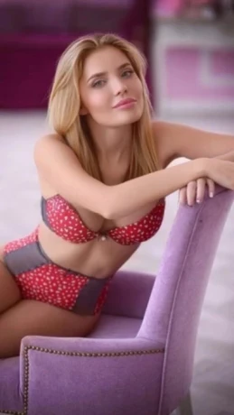 Kristina — 1 / 4