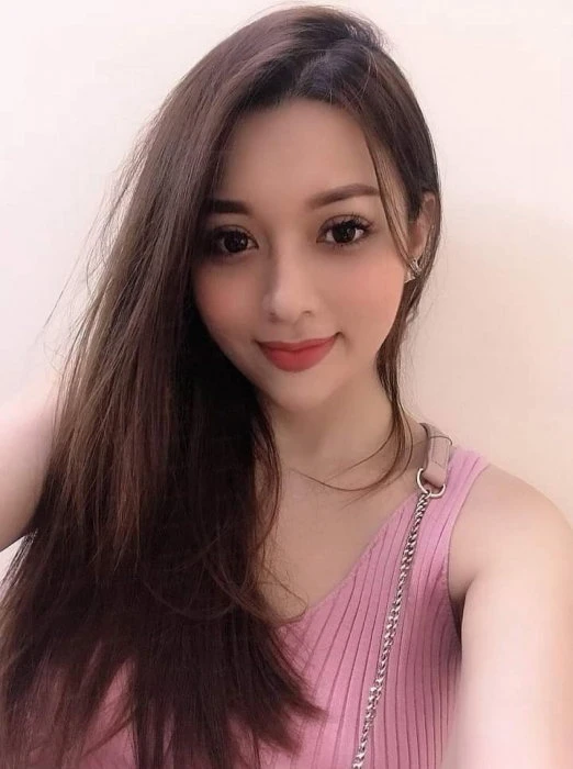 Nisa, Escort, Muscat