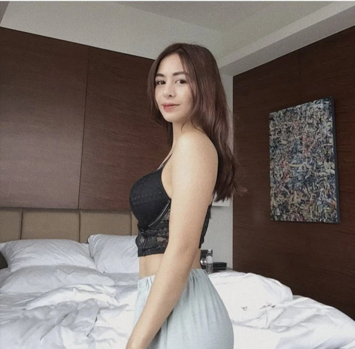 Kim — 2 / 5
