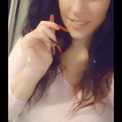 Aisa, Escort, Kecskemet