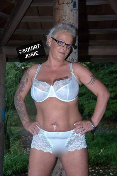 SQU*RT - JOSIE, DEUTSCH, Escort, Muhlhausen