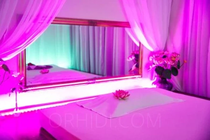 Suriya Massage — 12 / 15