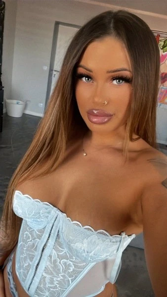 Majolie 1 — 10 / 11