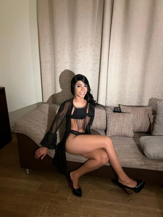 Clohe Party, Escort, Madrid