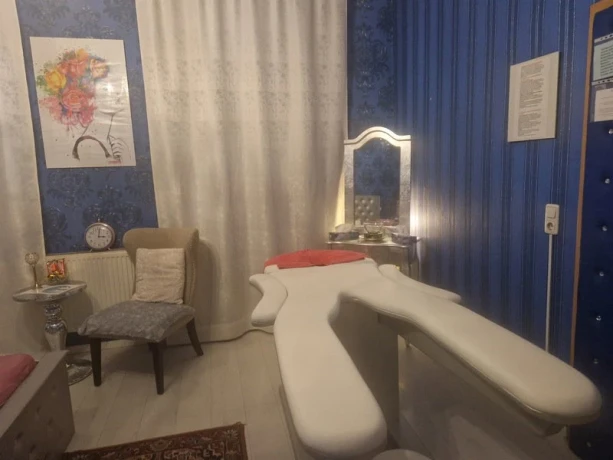 Abenteuer Mit Y Mlktisch Bei Enjoy Tantra — 5 / 8