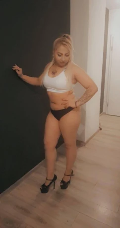 Alina Unverbraucht — 2 / 3