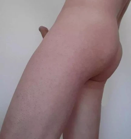 Verlegen Man Zoekt Lieve Vrouw — 5 / 19