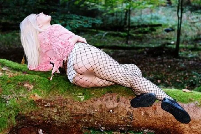 Samira - neue Bilder! — 2 / 5