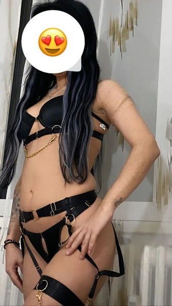 Ella — 3 / 7