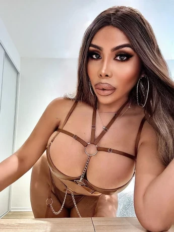 Oriana Piazza — 10 / 12