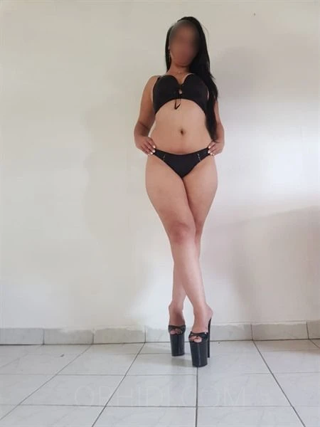 Janin, Escort, Pforzheim