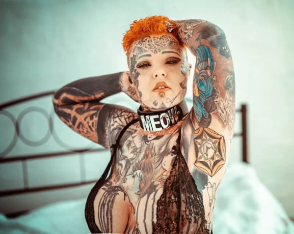 Yuki Tattoomodel — 1 / 3