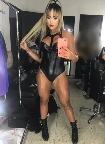 Perla Exotische Ninphomanin Latina — 1 / 4