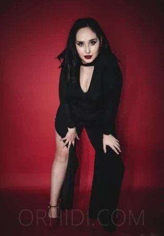 HERRIN MIA — 2 / 5