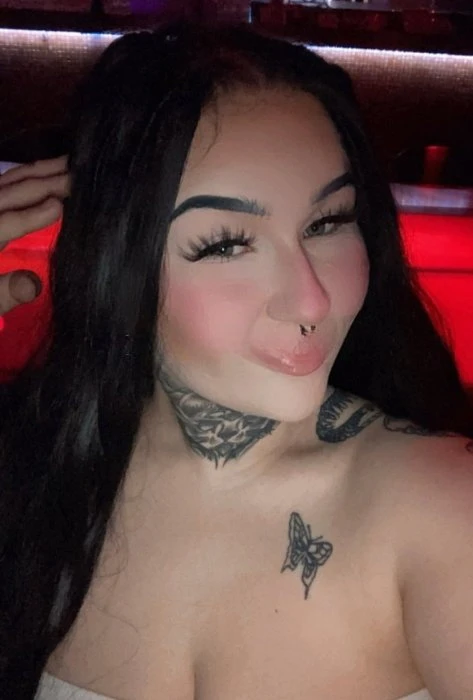 Isabella — 3 / 13