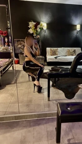Bizarr Lady Eva   Domina Studio — 3 / 9