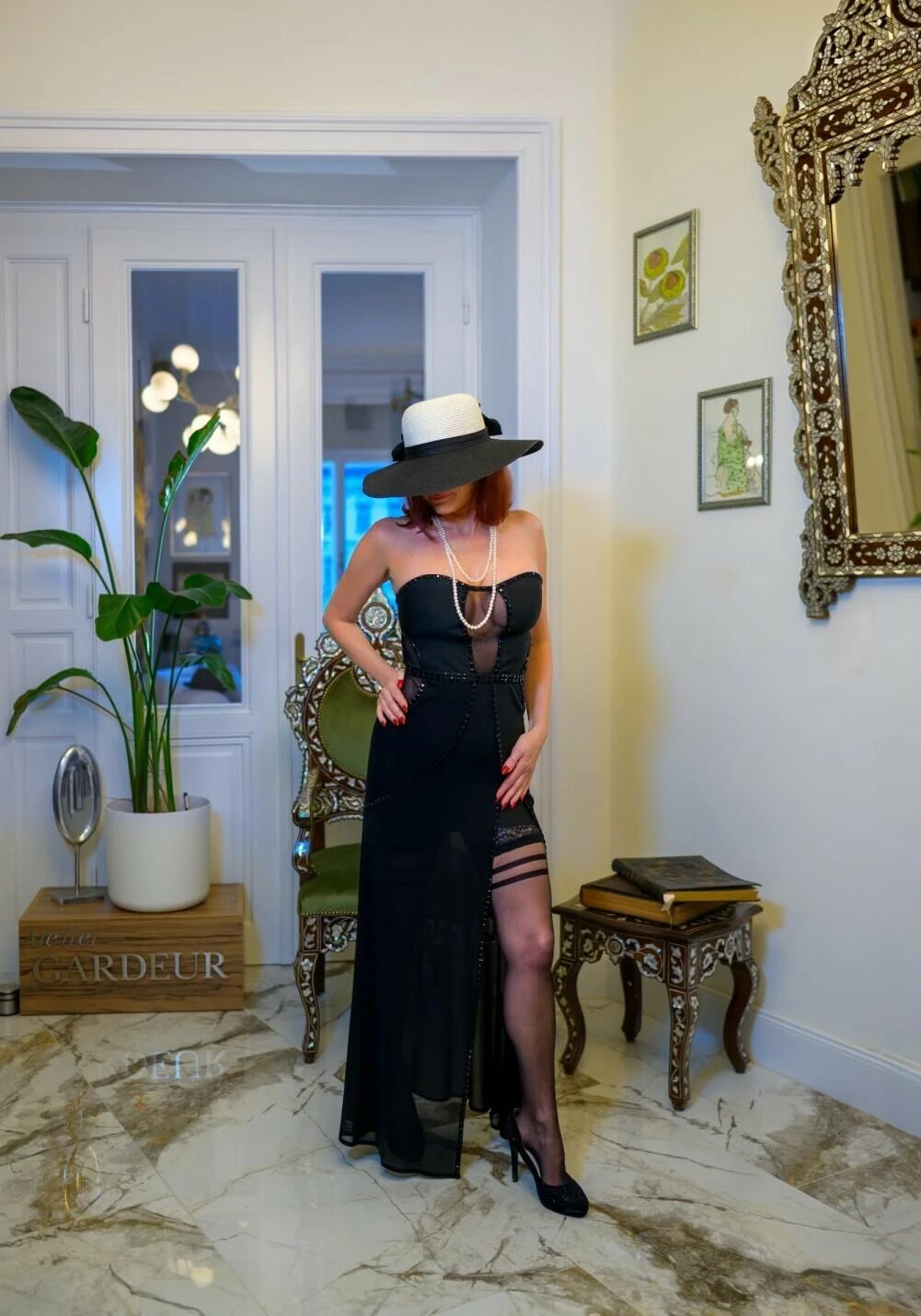 Nadine Royal, Escort, Vienna