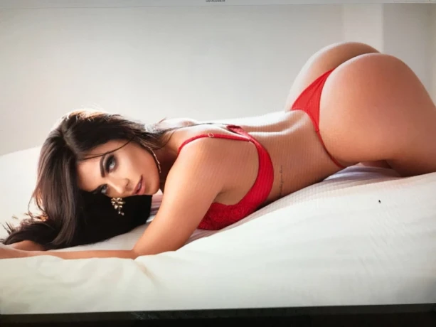 Anny brazilian Model — 1 / 5