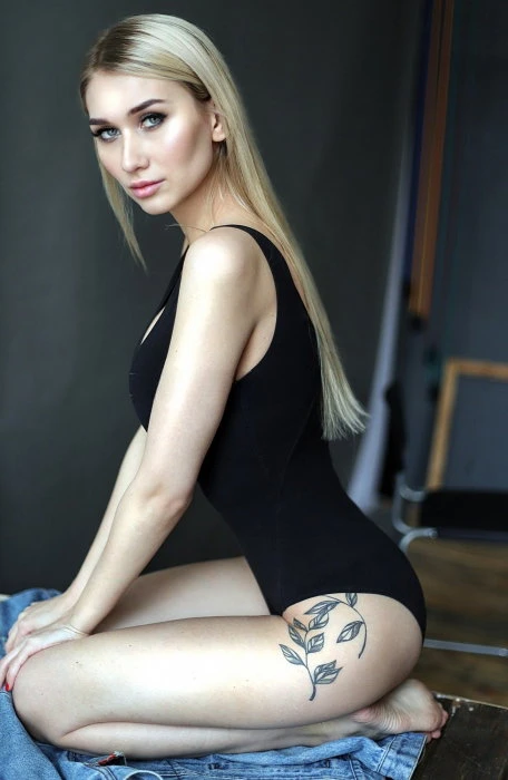 Zorena — 3 / 4