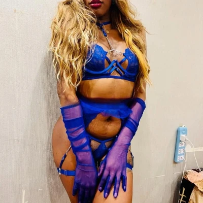 Naomi Perez, Escort, Moscow