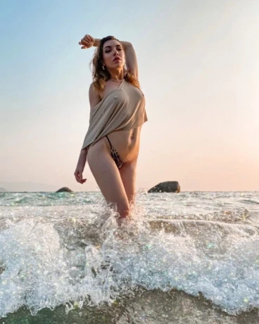 Ilona — 2 / 7