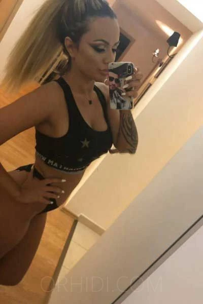 Andreea Hoot, Escort, Avignon