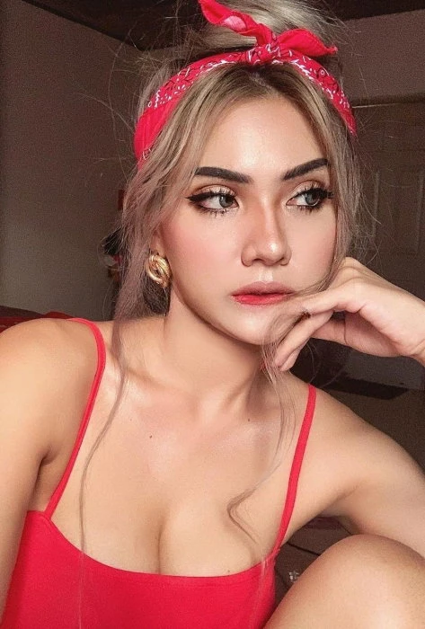 Eva — 6 / 7