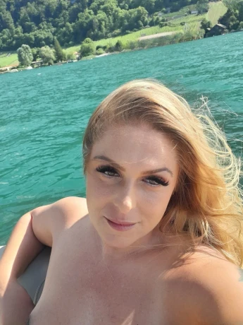 Bienne Weibliche Ejakulation Biel — 2 / 5