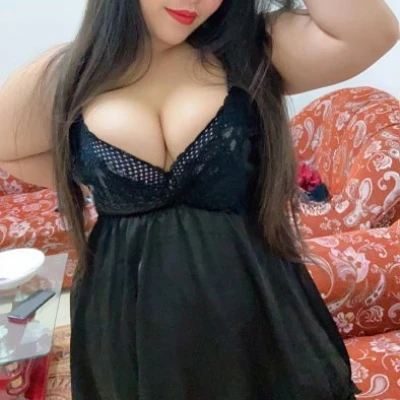 Dada, Escort, Muscat