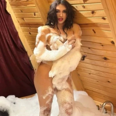 Sude, Escort, Bodrum