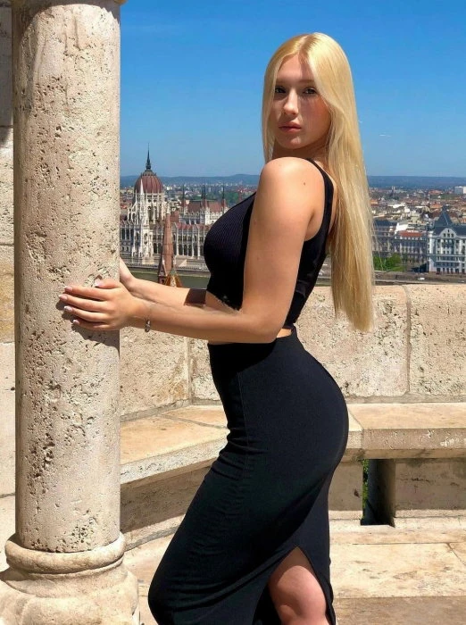 Rumer, Escort, Paris