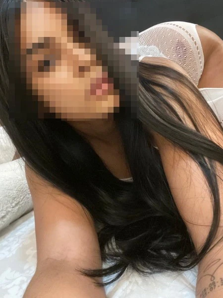 Vicky — 8 / 9