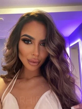 Deutsche Sharon — 1 / 4