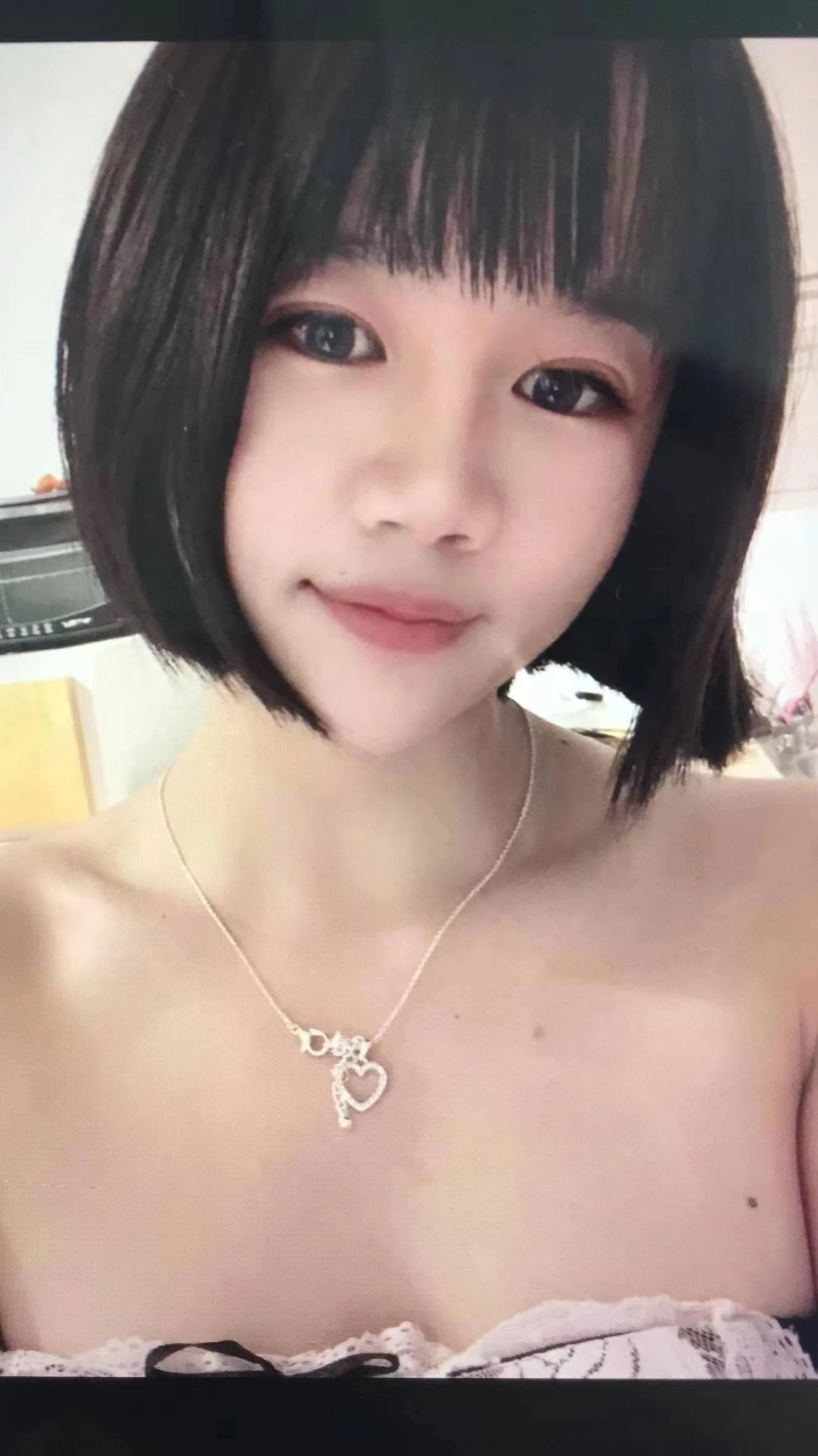 Aimi8, Escort, Stuttgart