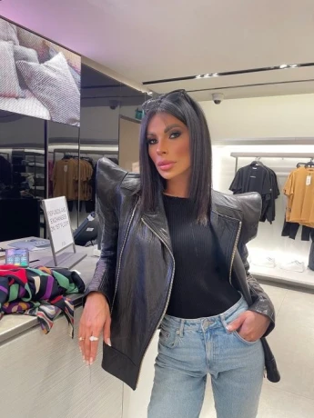 Brianna Ferrari — 1 / 12