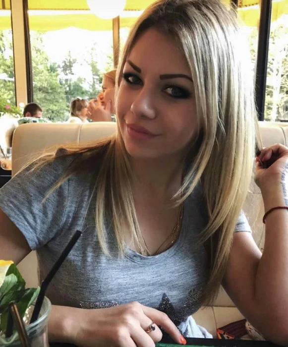 Alsu, Escort, Charleroi