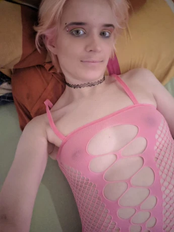 Destiny White — 11 / 18