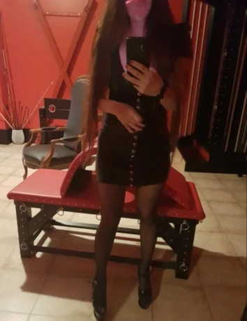 Sperrung Kaefig Toilette Spucken Fisting Auch Mit Fuss — 1 / 5