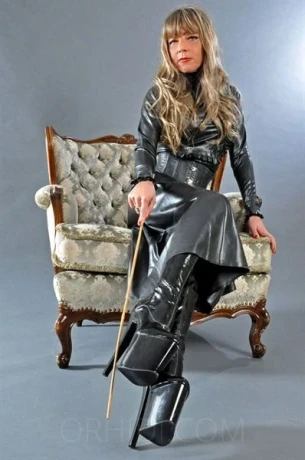 Lady Nina´s Privatstudio — 2 / 18