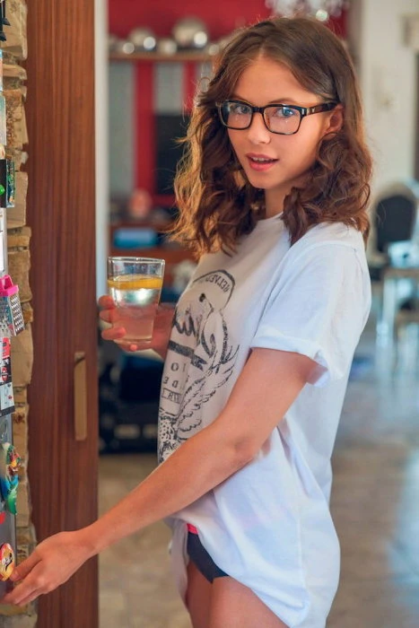 Paula, Escort, Köniz
