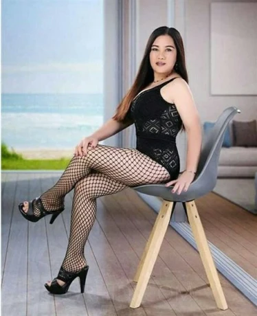 SEXY PALMY,  GUTER SERVICE! — 1 / 3