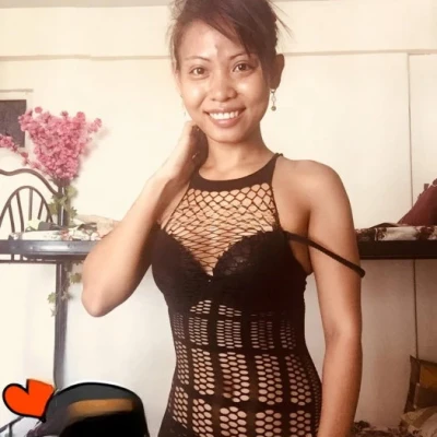 Elly, Escort, Makati