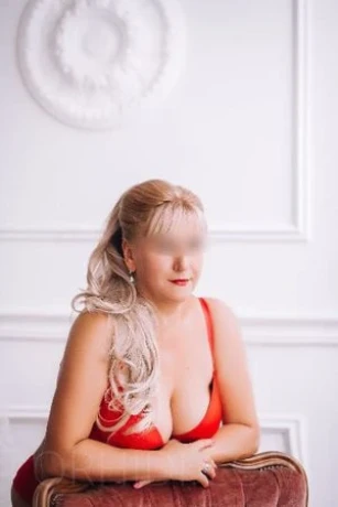 TINA - GANZ NEU! HEISSES BUSENWUNDER — 1 / 11