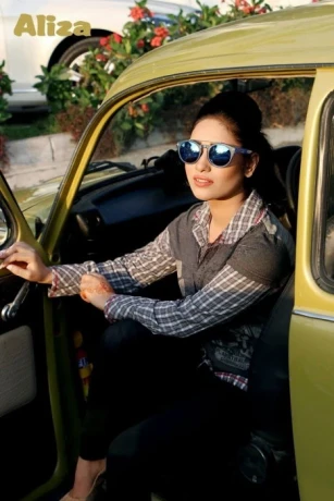 Aliza Indian escorts in KL Malaysia — 2 / 3