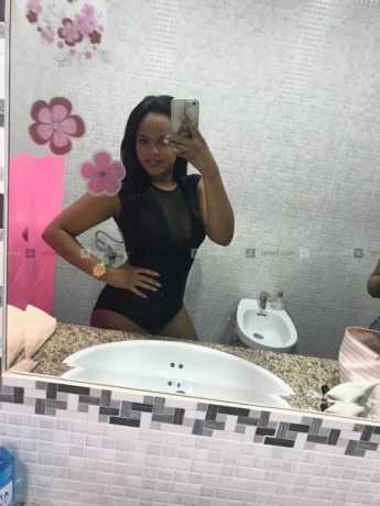 Linda — 1 / 3
