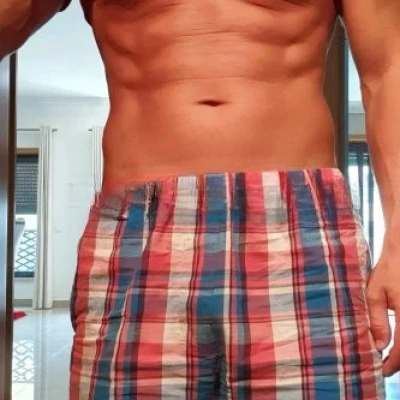 Rikardo, Escort, Lagos