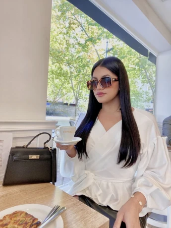 Viviana Blanco — 7 / 12