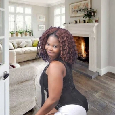 Zinny Zee, Escort, Beirut