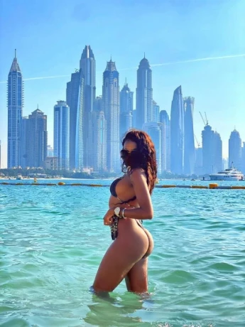 Naomi Carter — 6 / 7