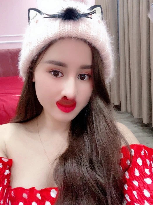 Anna — 4 / 6